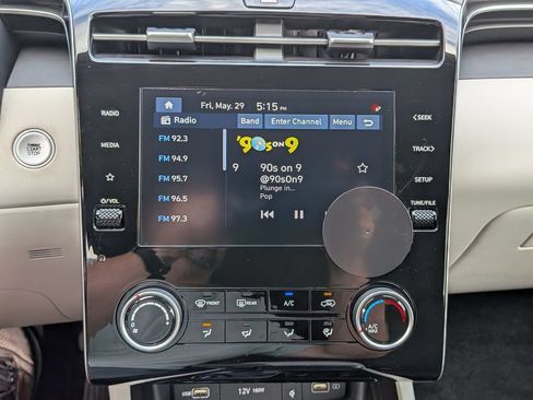 Used 2023 Hyundai Tucson SEL FWD image 18