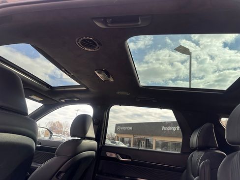 Used 2025 Hyundai Palisade Calligraphy image 28