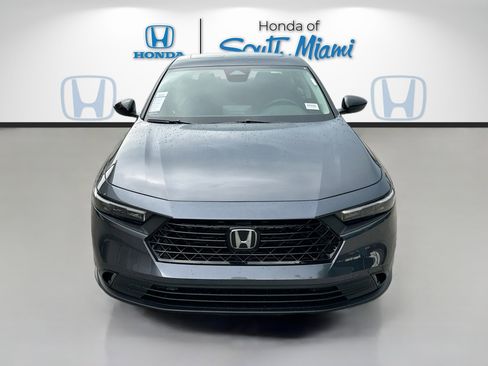 New 2025 Honda Accord SE image 2