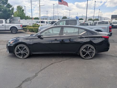 Used 2024 Nissan Altima 2.5 SR AWD/4WD image 10