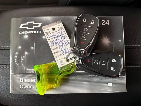 Used 2024 Chevrolet Blazer LT w/ Redline Edition FWD image 36