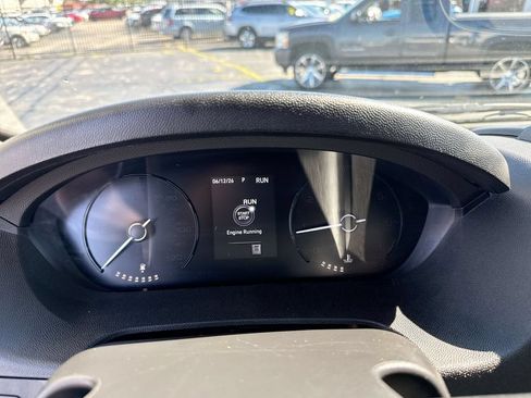 Used 2024 RAM ProMaster 2500 w/ Convenience Group FWD image 14