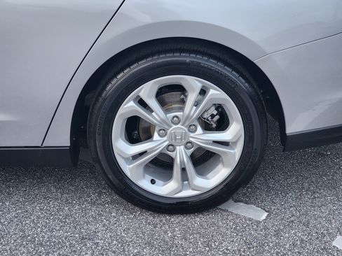 Certified 2025 Honda Accord LX image 10