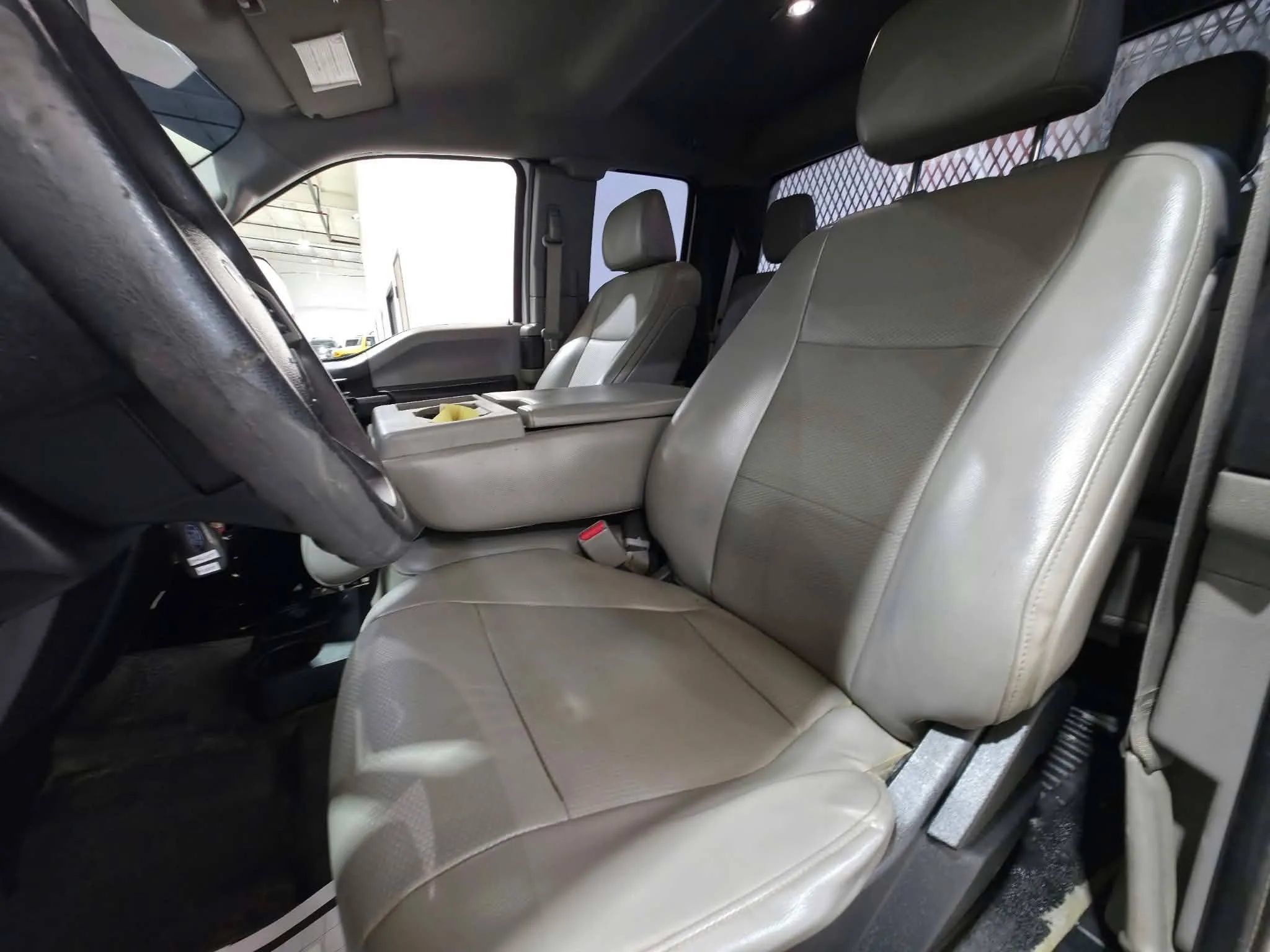 Used 2017 Ford F250 XL w/ Power Equipment Group AWD/4WD image 11