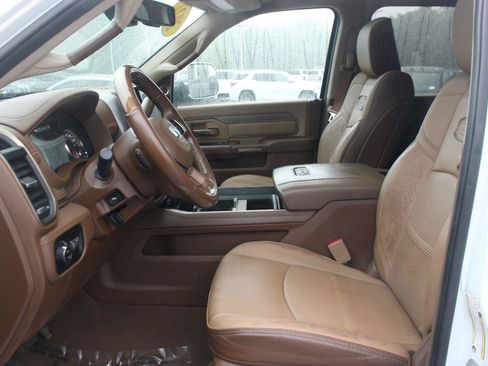 Used 2022 RAM 2500 Limited AWD/4WD image 14