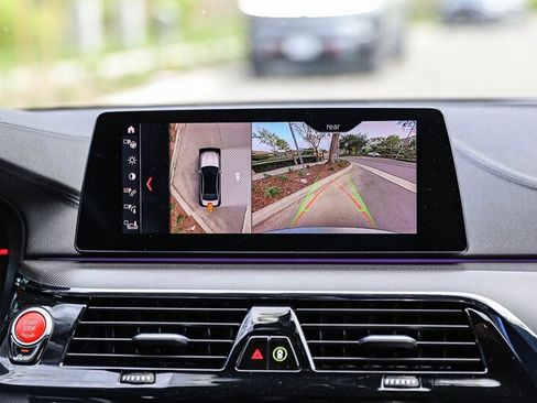 Used 2019 BMW M5 w/ Executive Package image 19