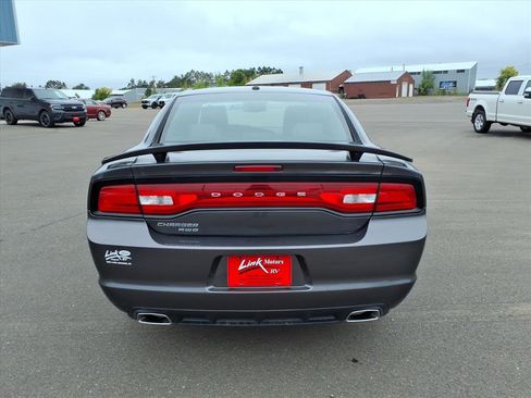 Used 2013 Dodge Charger SXT Plus image 5