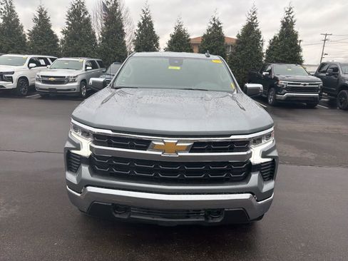 Used 2025 Chevrolet Silverado 1500 LT image 8