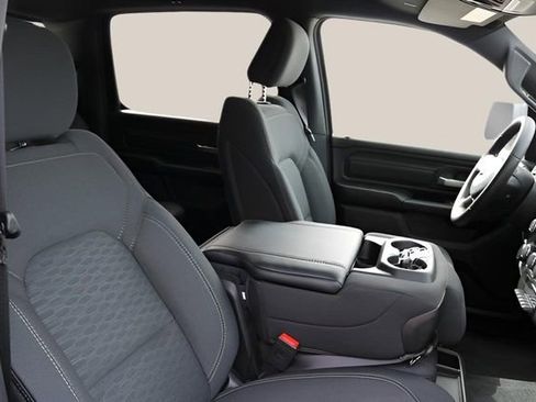 New 2026 RAM 1500 Express image 18