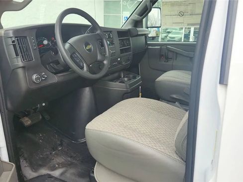 New 2025 Chevrolet Express 3500 w/ Power Convenience Package RWD image 21