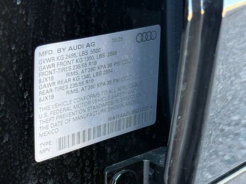 Used 2025 Audi Q5 Premium w/ Convenience Package AWD/4WD image 75