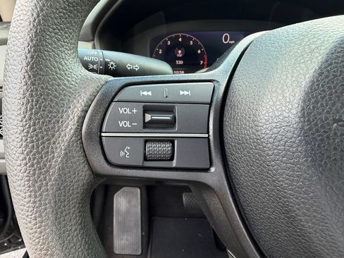 Used 2023 Honda Accord EX image 22