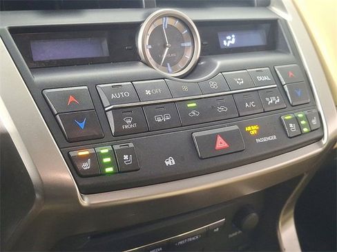 Used 2017 Lexus NX 200t 200t image 18