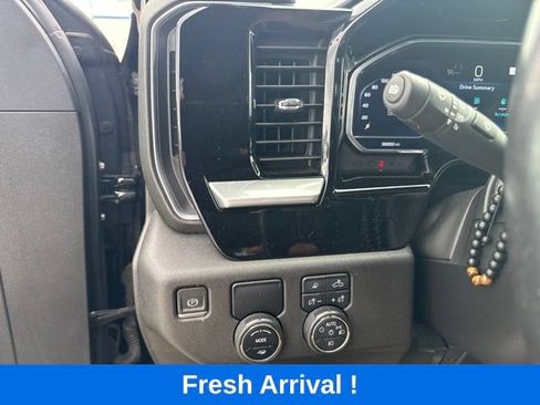 Used 2022 Chevrolet Silverado 1500 RST w/ Convenience Package II RWD image 8