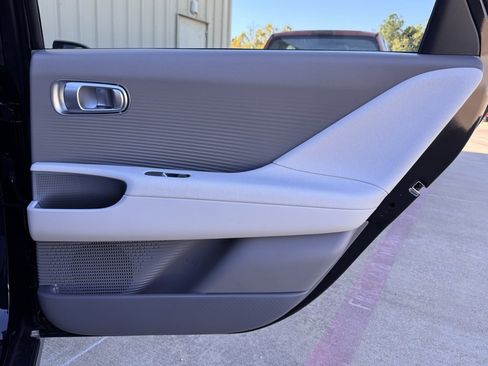 New 2025 Hyundai Ioniq 6 Limited image 23