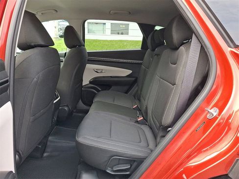 Used 2022 Hyundai Tucson SEL w/ Cargo Package image 11
