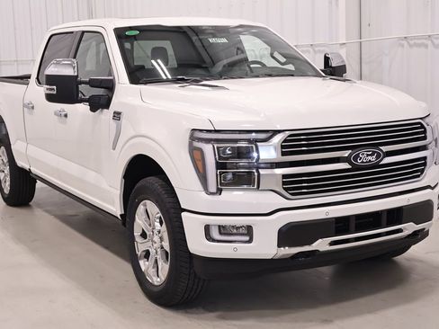 New 2026 Ford F150 Platinum w/ Equipment Group 702A High AWD/4WD image 3
