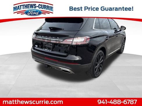 Used 2022 Lincoln Nautilus Reserve w/ Equipment Group 202A image 4