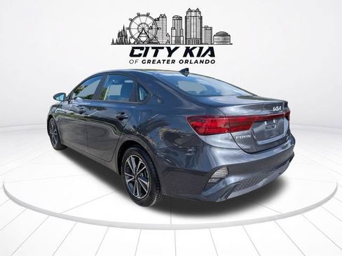 Certified 2024 Kia Forte LXS FWD image 4