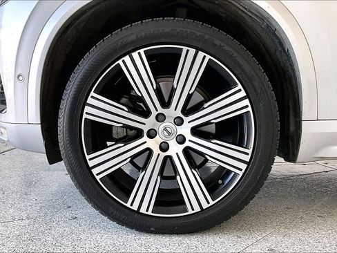 Used 2022 Volvo XC90 T6 Inscription w/ Advanced Package AWD/4WD image 10