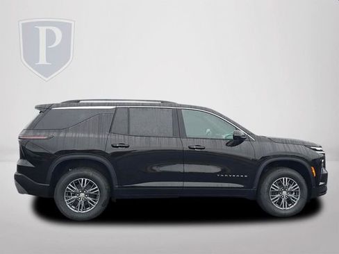 New 2026 Chevrolet Traverse LT w/ Driver Confidence Package image 4