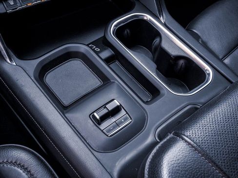 Used 2024 GMC Sierra 2500 Denali w/ Denali Reserve Package image 31