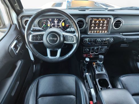 Used 2022 Jeep Wrangler Unlimited Rubicon 4xe w/ Cold Weather Group image 20