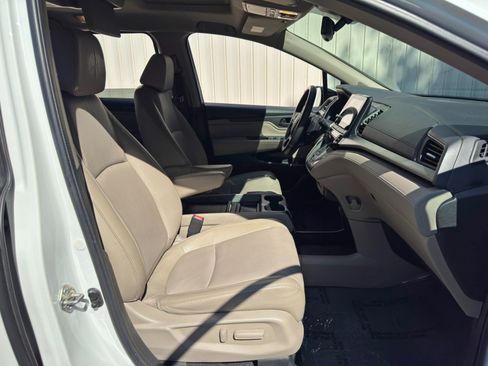 Used 2020 Honda Odyssey Touring image 15
