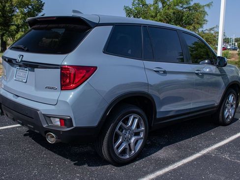 Used 2024 Honda Passport EX-L image 4