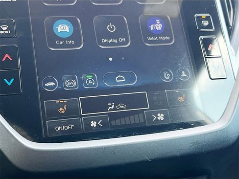 Used 2025 Subaru Forester Limited image 15