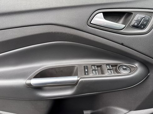 Certified 2019 Ford Escape Titanium image 11