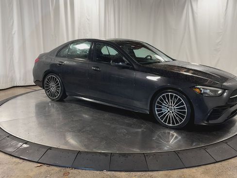 Used 2022 Mercedes-Benz C 300 4MATIC Sedan image 3