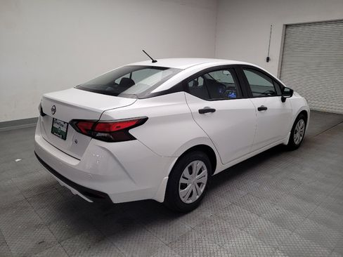 Used 2025 Nissan Versa S w/ Trunk Package FWD image 9