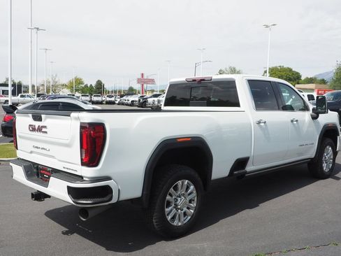 Used 2021 GMC Sierra 3500 Denali w/ Denali Ultimate Package AWD/4WD image 7