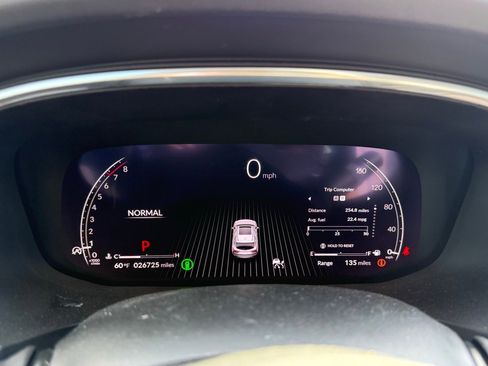 Used 2024 Acura MDX SH-AWD w/ Technology Package image 15