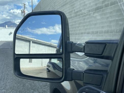 Used 2024 Ford F350 Lariat w/ Lariat Ultimate Package image 8