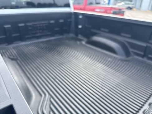 Used 2025 Chevrolet Silverado 2500 LT w/ Convenience Package AWD/4WD image 15