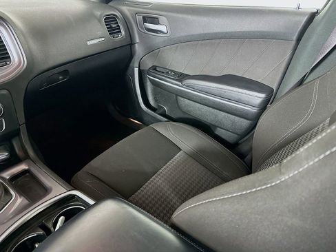 Certified 2023 Dodge Charger SXT image 28