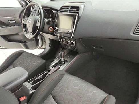 Used 2021 Mitsubishi Outlander Sport LE image 26