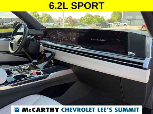 Used 2025 Cadillac Escalade Sport w/ Touring Package AWD/4WD image 39