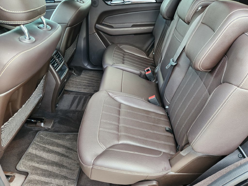 Used 2018 Mercedes-Benz GLS 450 4MATIC image 30