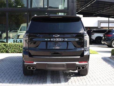 Used 2026 Chevrolet Suburban High Country RWD image 6