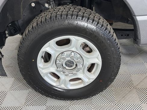 Certified 2025 Ford F250 XLT AWD/4WD image 8