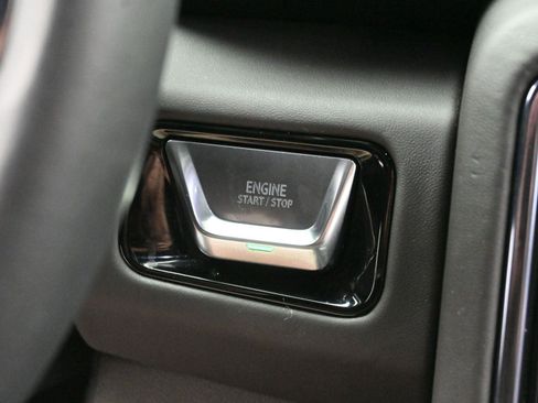 Used 2025 GMC Yukon XL AT4 Ultimate AWD/4WD image 25