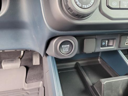 New 2026 Ford Maverick Lobo image 16