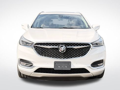 Used 2018 Buick Enclave Avenir image 2