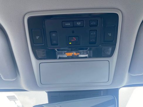 Used 2025 Toyota Grand Highlander AWD Hybrid image 26