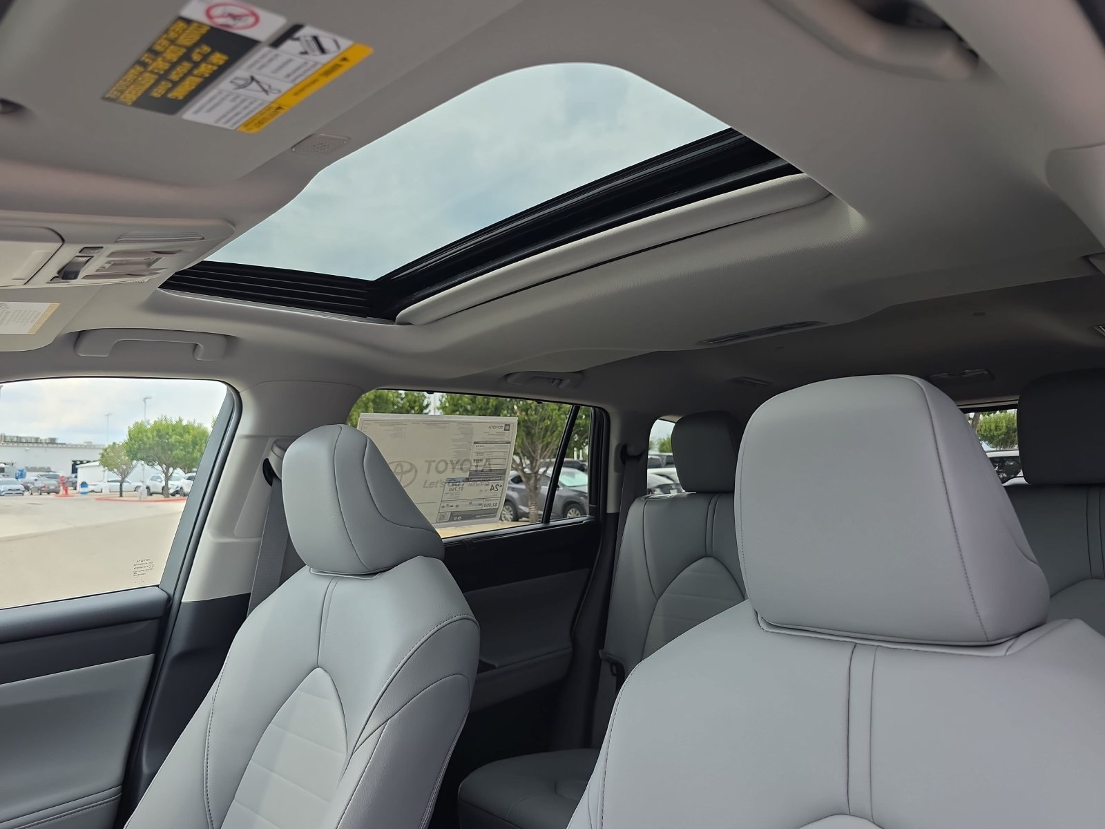 New 2026 Toyota Highlander XLE AWD/4WD image 26