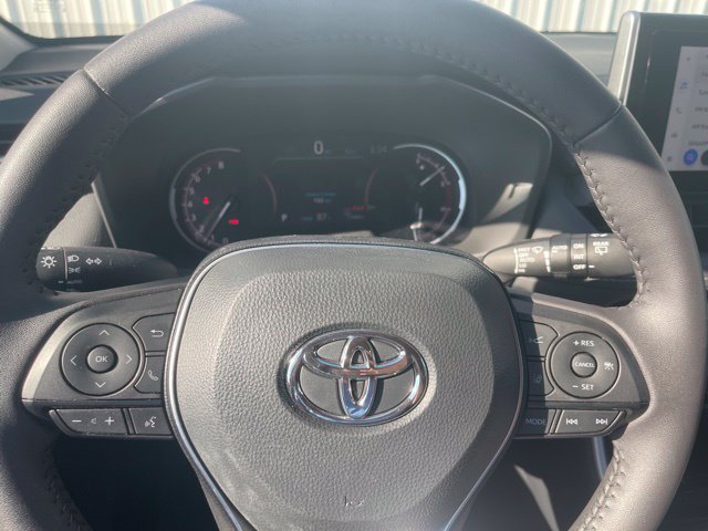 Used 2024 Toyota RAV4 XLE w/ Convenience Package AWD/4WD image 9