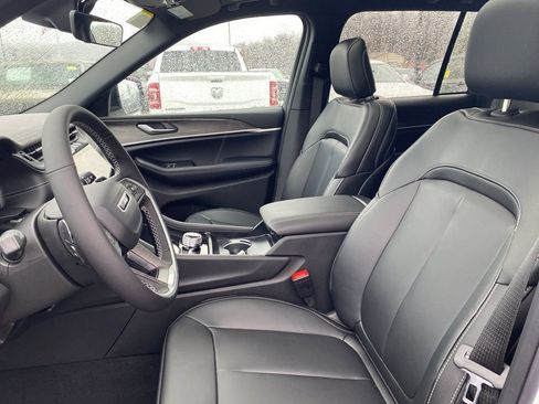 New 2025 Jeep Grand Cherokee Limited image 19